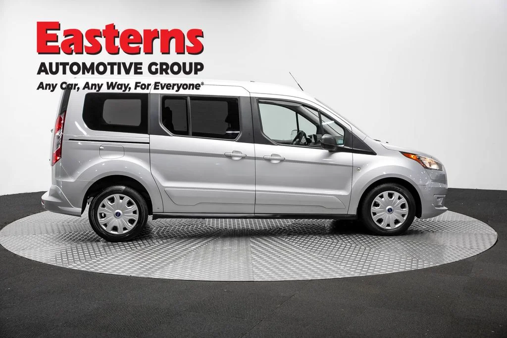 Used 2022 Silver Ford XLT image 4