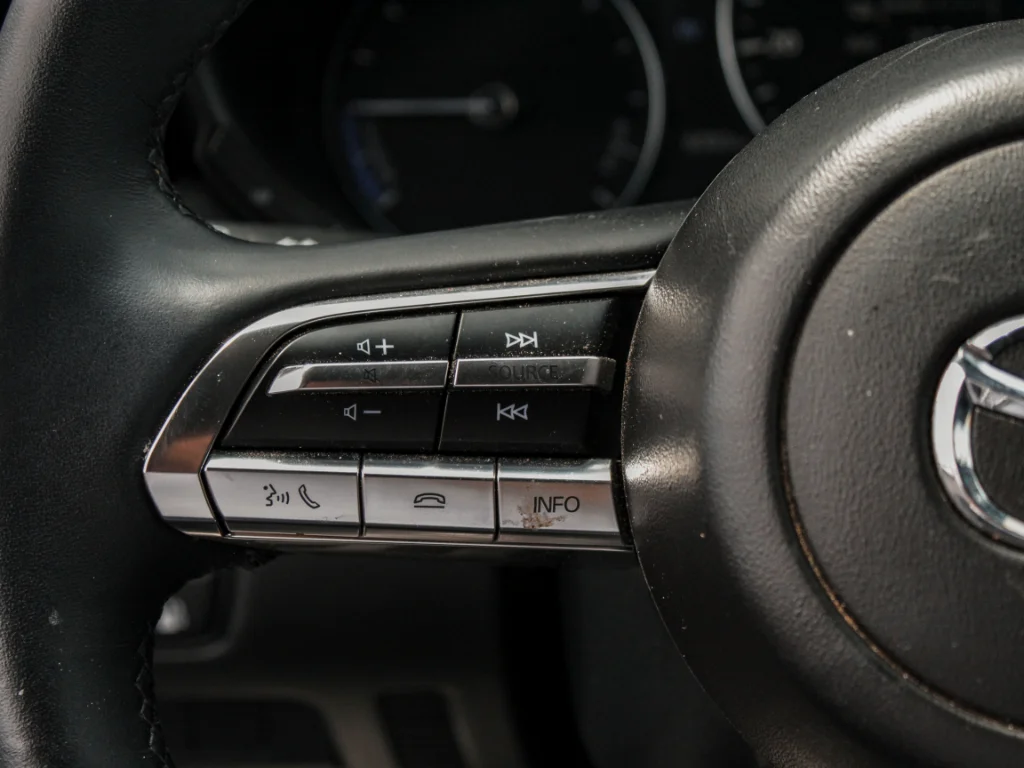 Used 2025 Polymetal Gray Metallic Mazda Preferred image 13