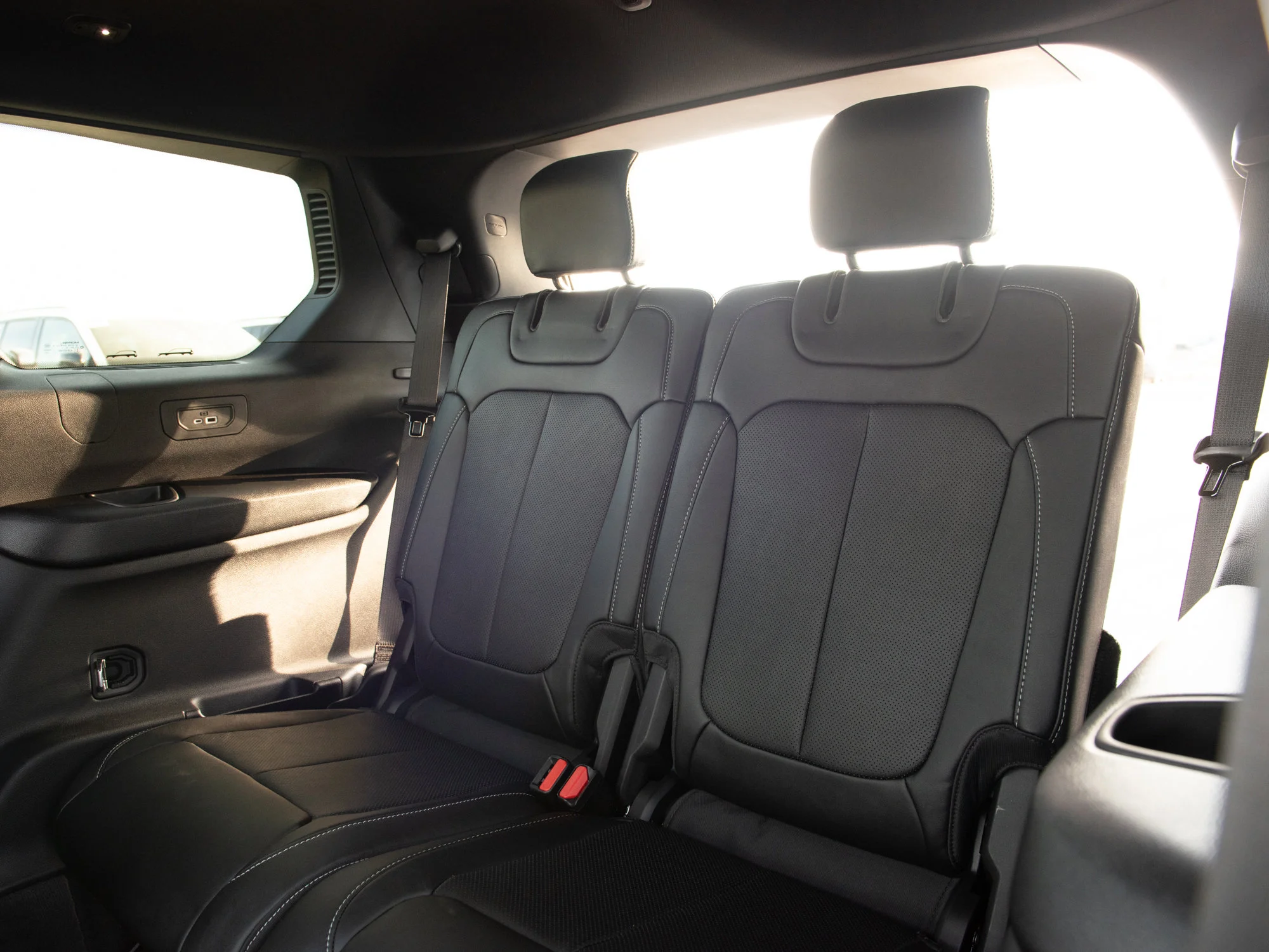 New 2026 Grey Jeep Limited Reserve* image 24