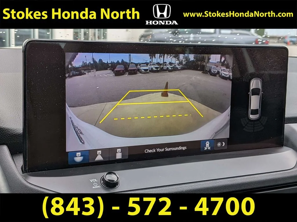 Used 2023 White Honda Touring image 23