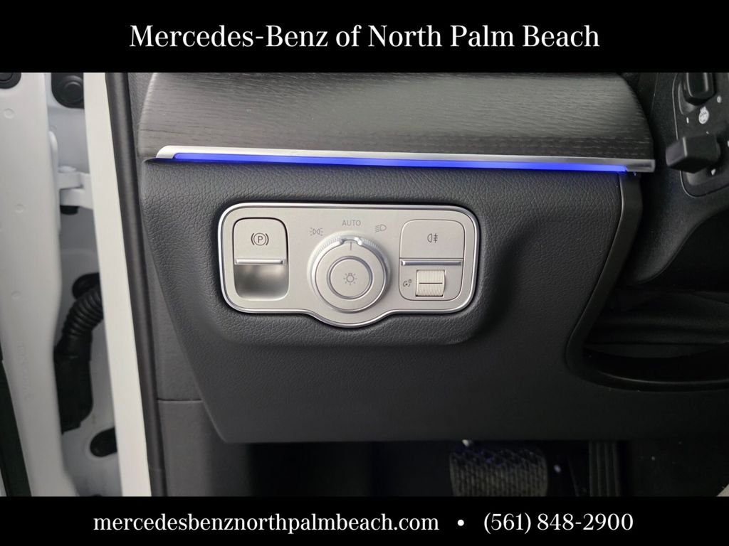 New 2026 MANUFAKTUR Moonlight White Magno Mercedes-Benz GLE 450 image 19