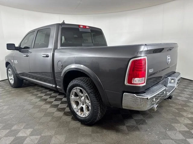 Used 2015 Granite Crystal Clearcoat Metallic Ram Laramie image 6