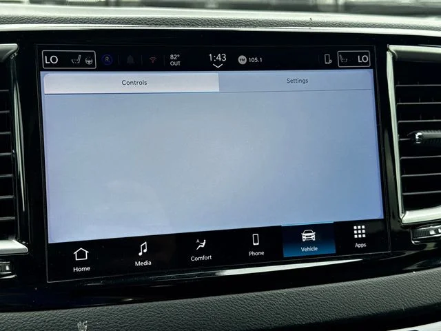 Certified Used 2025 Black Chrysler Select image 32