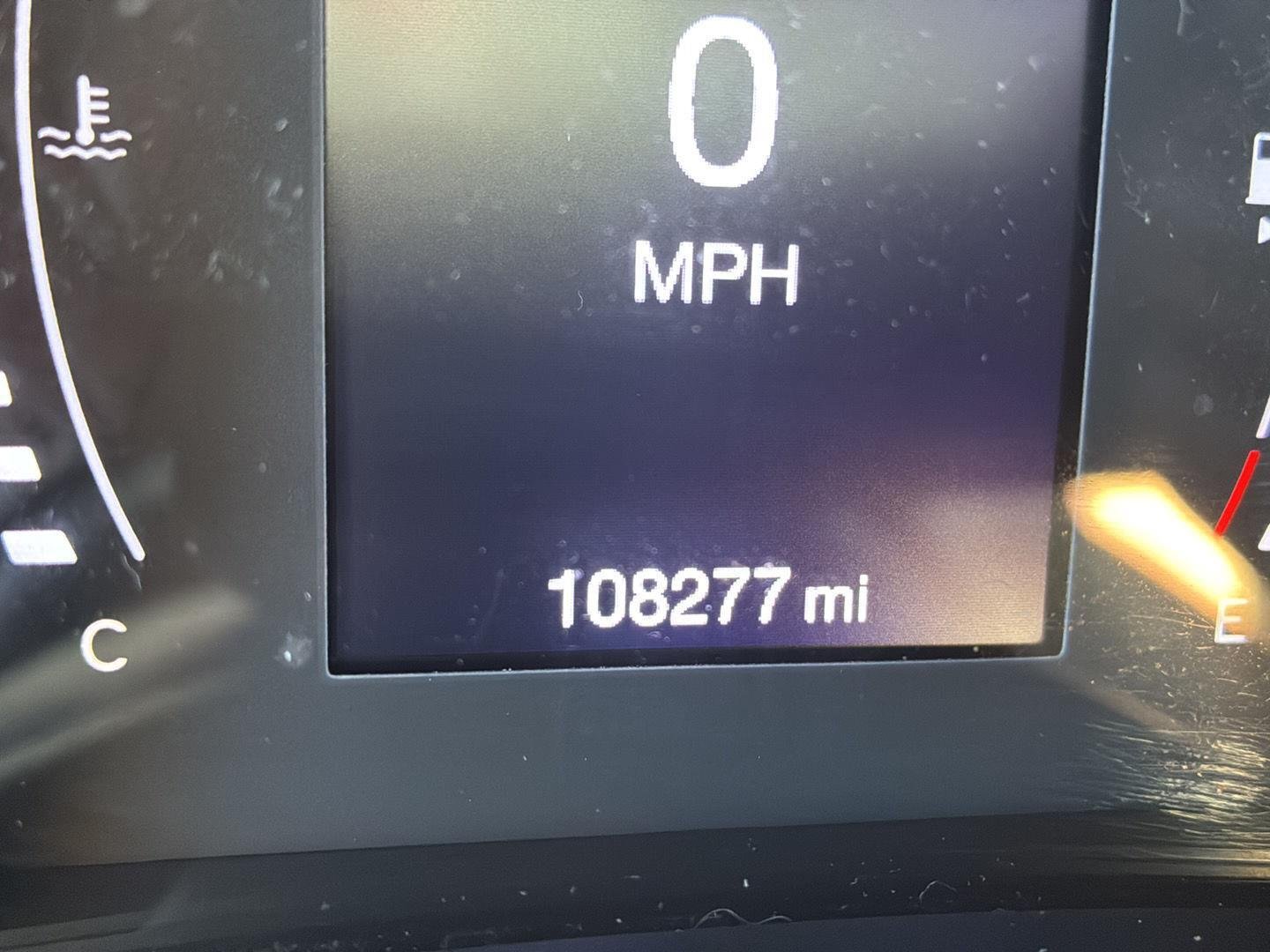 Used 2018 White Clearcoat Jeep Latitude image 2