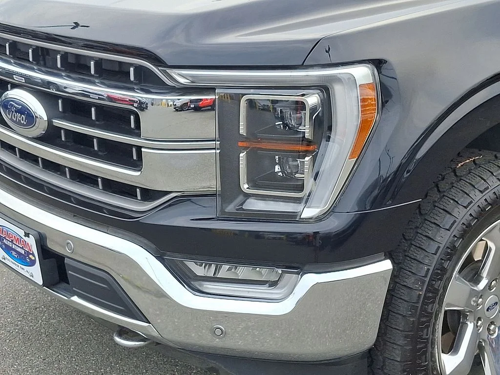 Certified Used 2022 Black Metallic Ford Lariat image 10