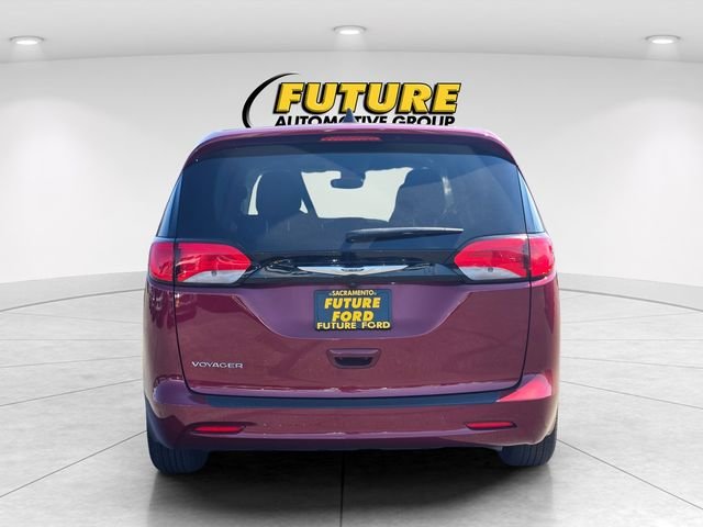 Used 2023 Red Chrysler LX image 5