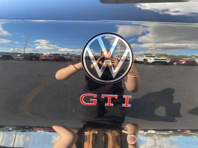 2025 Volkswagen Golf GTI SE - Photo 10