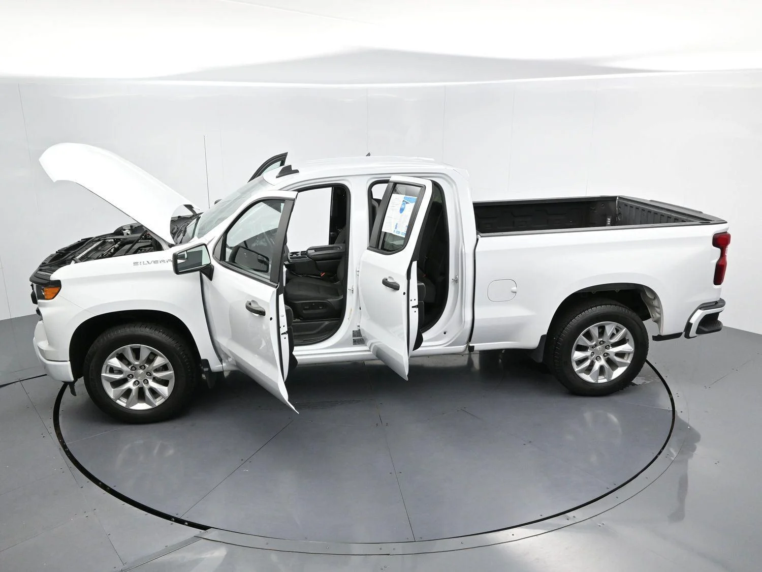 Used 2023 Summit White Chevrolet Custom image 37