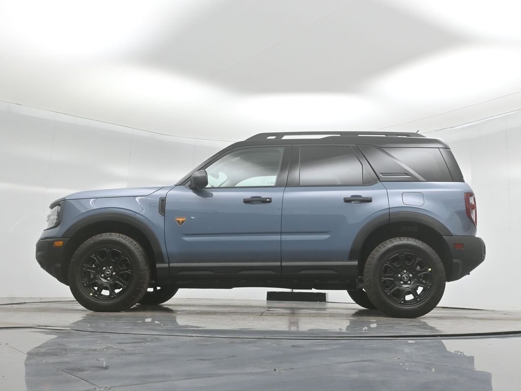 New 2025 Azure Gray Metallic Tri-Coat Ford Badlands image 7