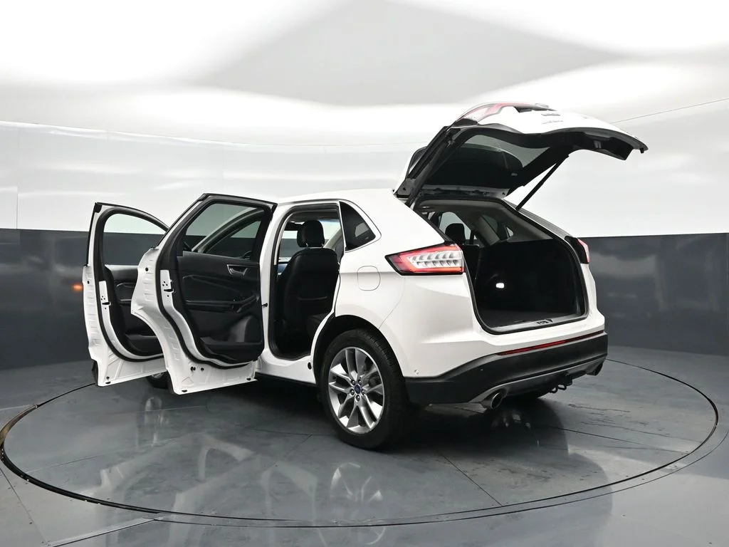 Used 2018 White Ford Titanium image 34