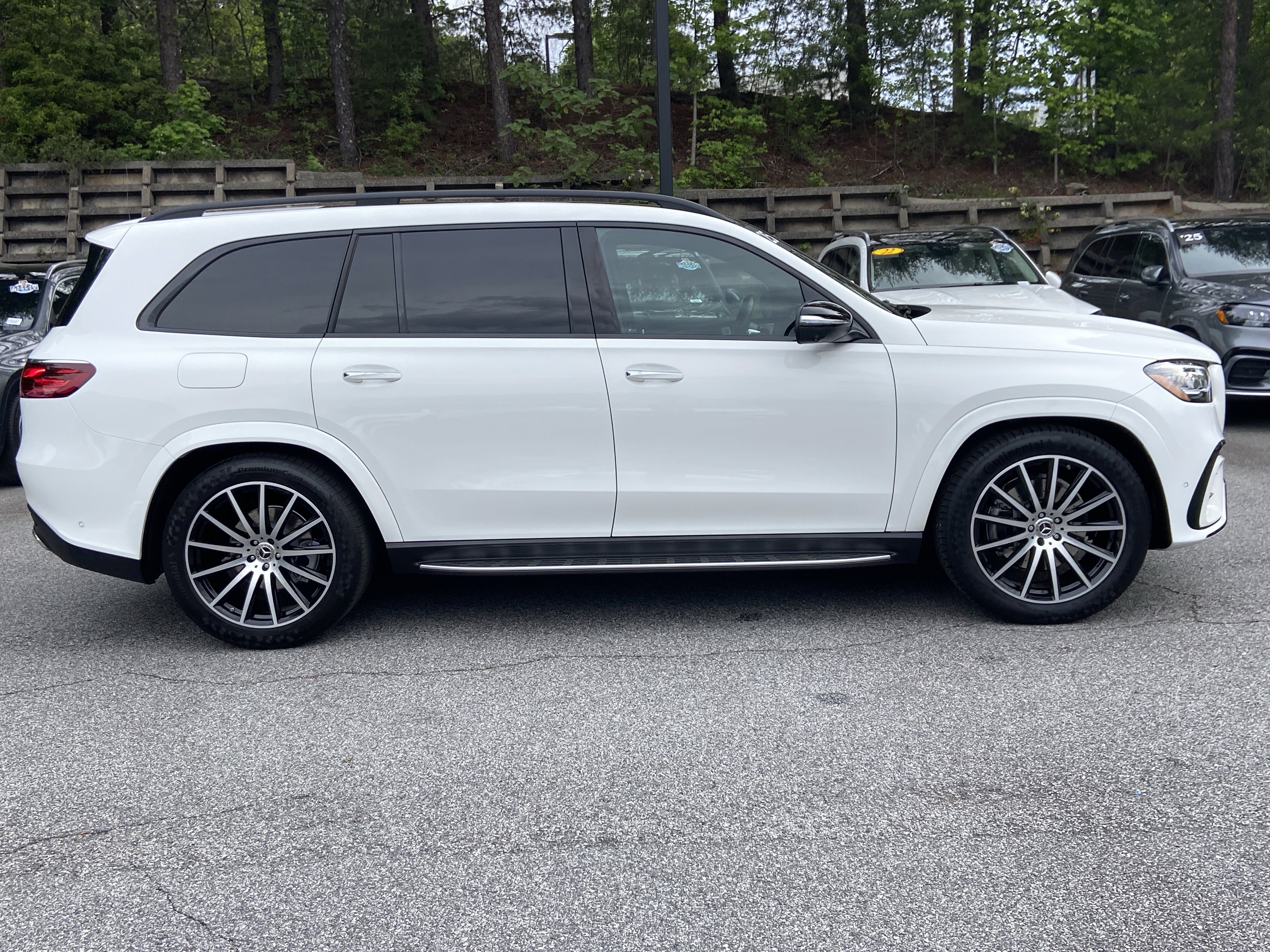 Certified Used 2025 Polar White Mercedes-Benz GLS 580 4MATIC® SUV image 5