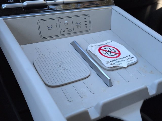 Certified Used 2025 White Hyundai SEL image 21