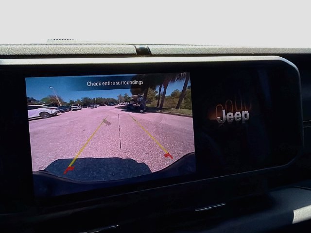 Used 2025 Bright White Clearcoat Jeep High Tide image 28