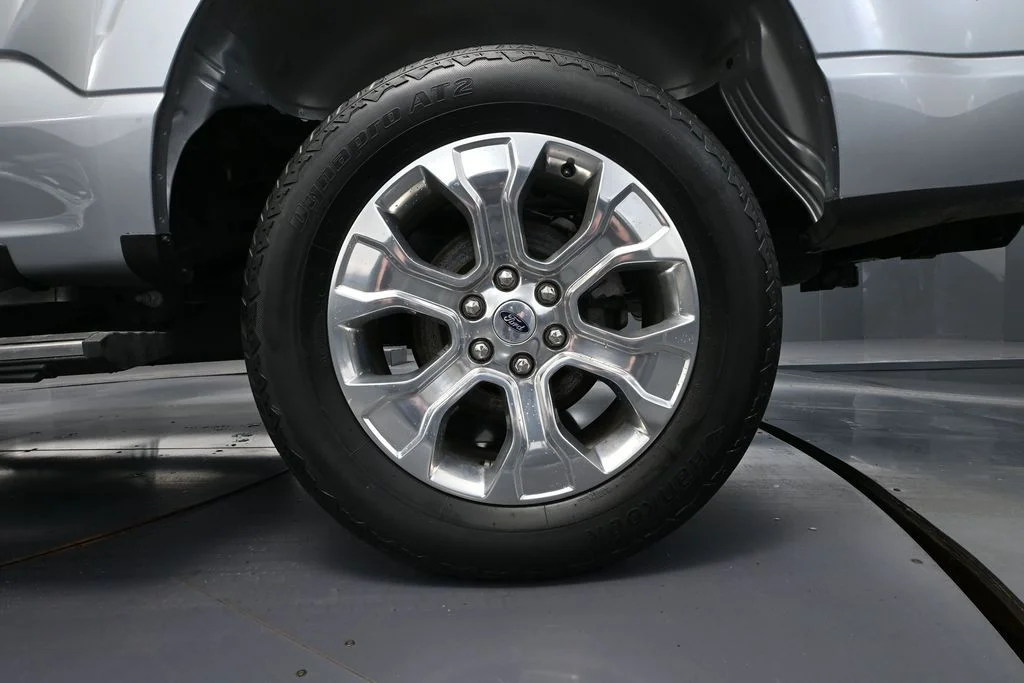 Used 2023 Silver Ford Platinum image 15