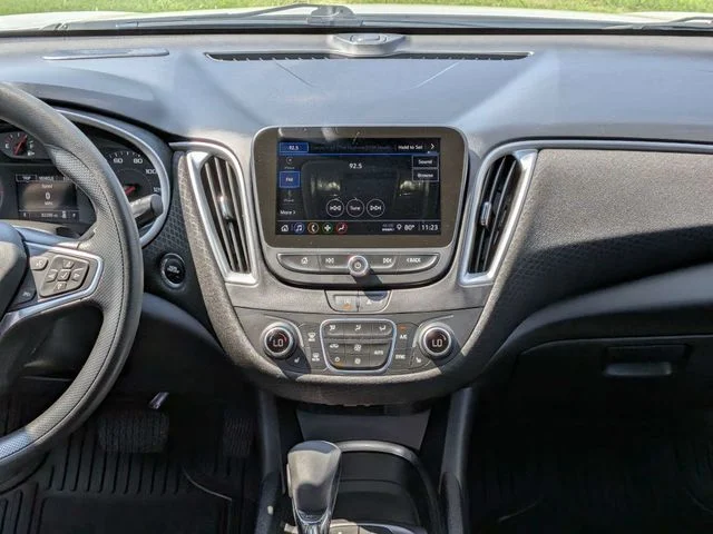 Used 2024 Summit White Chevrolet LT image 16
