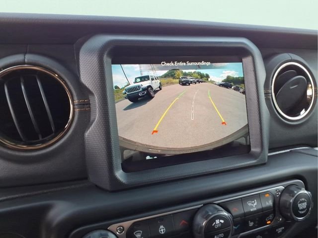 Used 2021 Silver Jeep Unlimited Sahara 4xe image 28