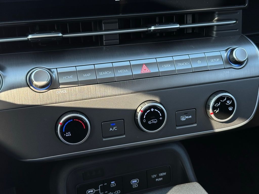 2026 Hyundai Kona SE - Photo 24
