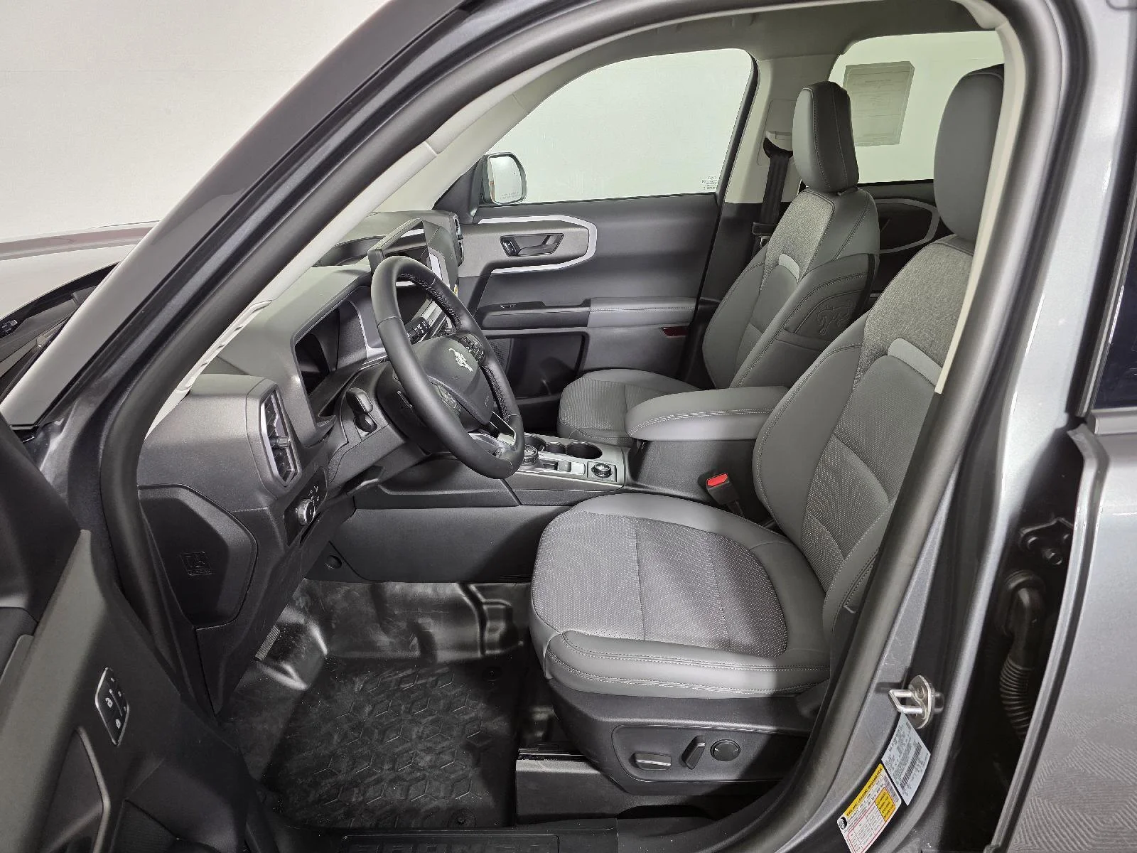 Used 2026 Carbonized Gray Metallic Ford Badlands image 13