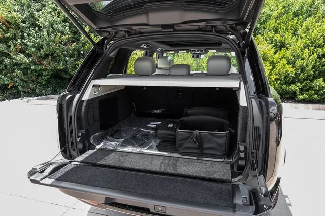 New 2026 Black Land Rover SE image 62