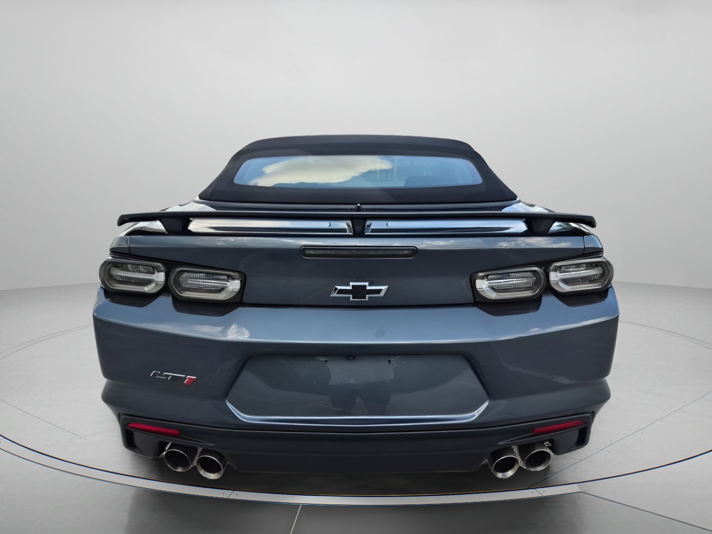 Used 2023 Shadow Gray Metallic Chevrolet LT1 image 3
