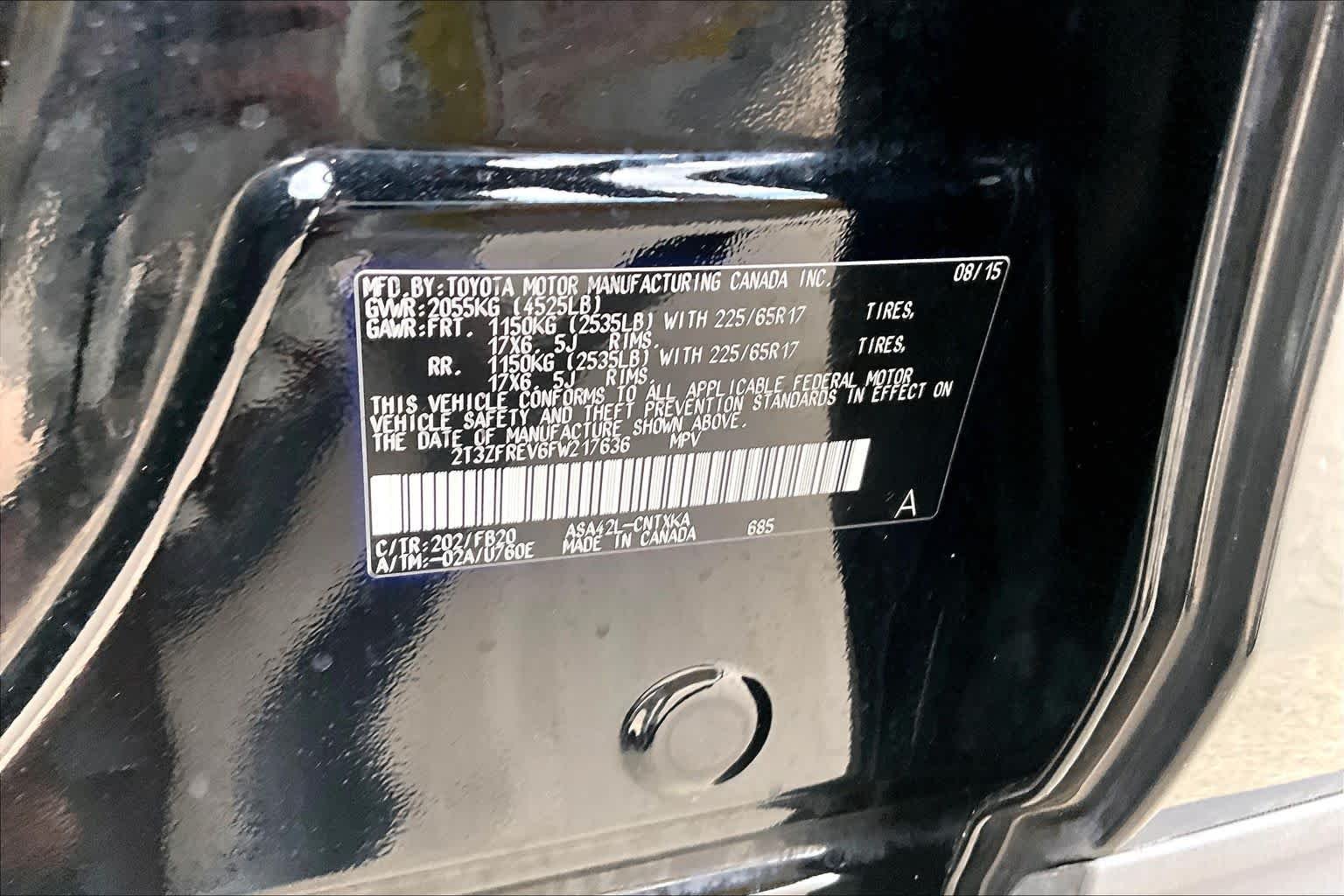 Used 2015 Black Toyota LE image 33