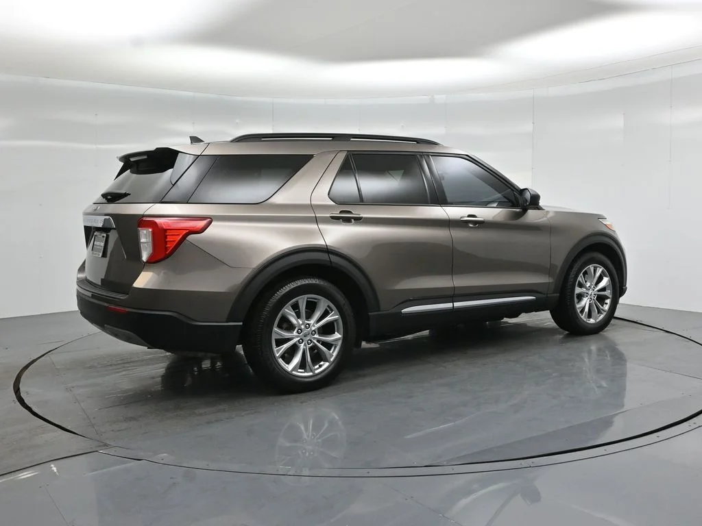 Used 2021 Gray Ford XLT image 26