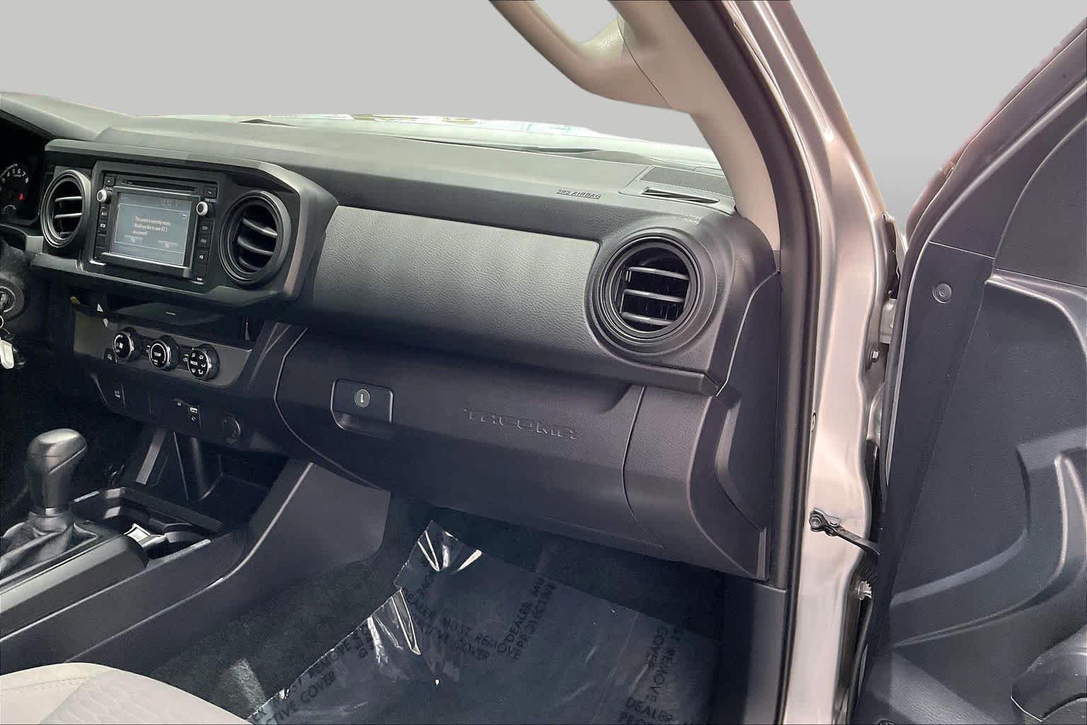 Used 2018 Silver Sky Metallic Toyota SR image 19