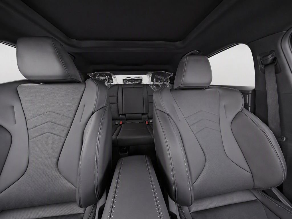 New 2026 Skyscraper Grey Metallic BMW xDrive28i image 30