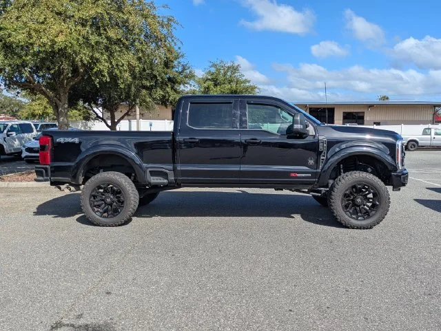 Used 2025 Black Metallic Ford XLT image 2