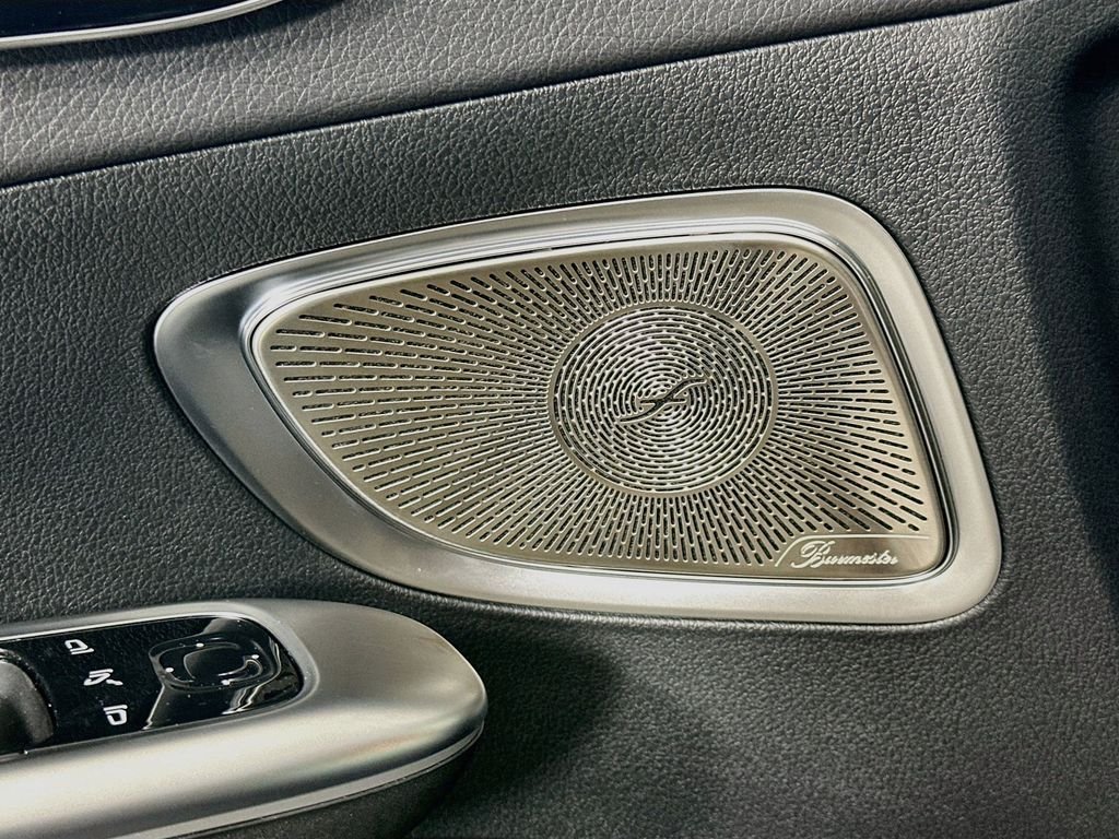 New 2026 Graphite Grey Metallic Mercedes-Benz C 300 image 18