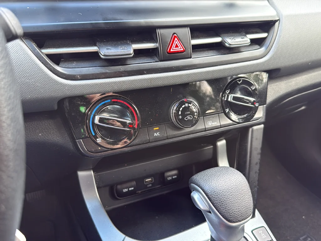 Certified Used 2024 Gray Kia LX image 19