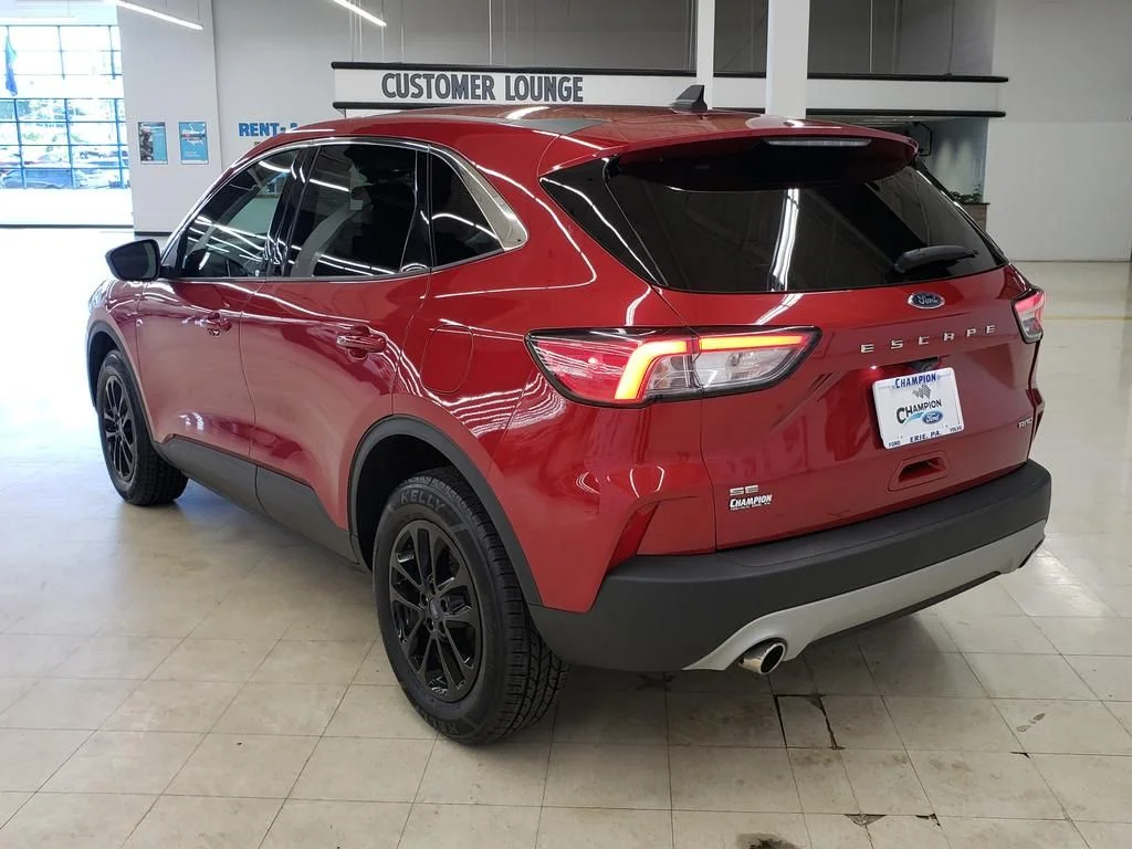 Certified Used 2021 Red Metallic Ford SE image 6