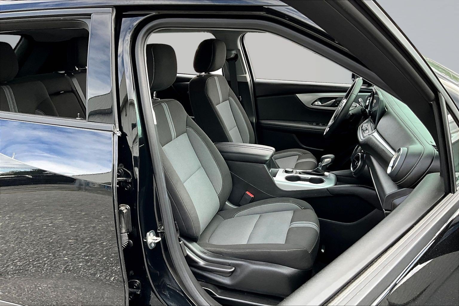 Used 2026 Black Chevrolet LT image 25