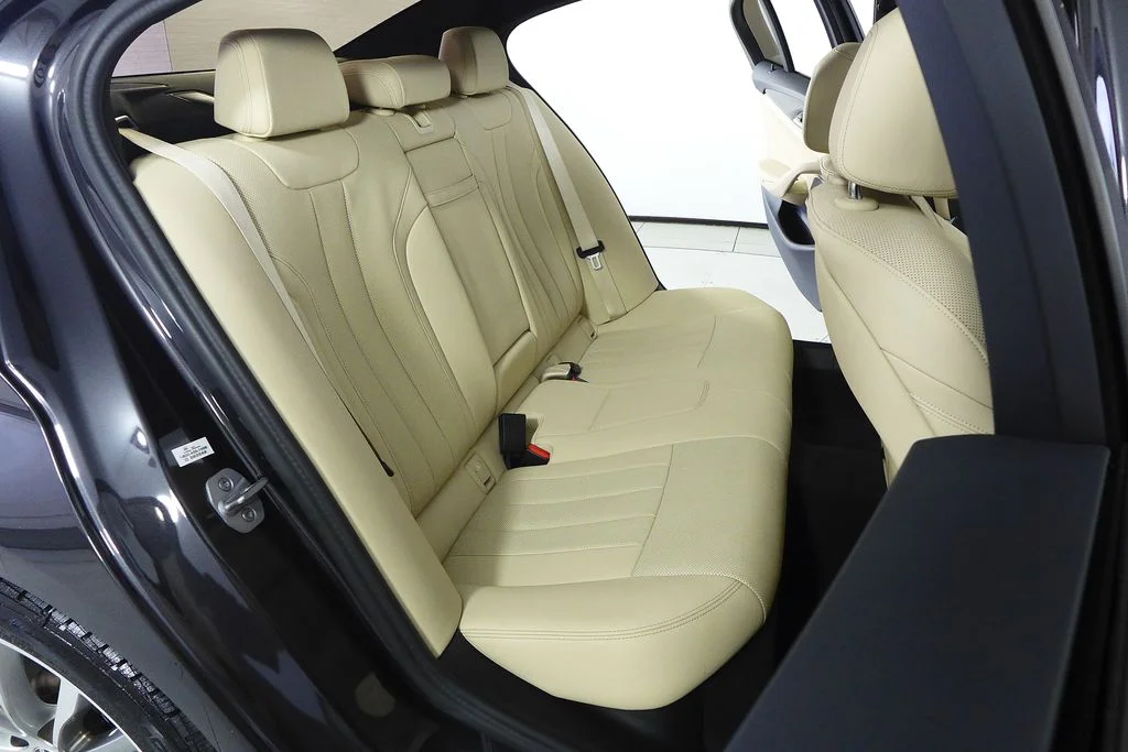 Used 2023 Gray BMW 530i image 20