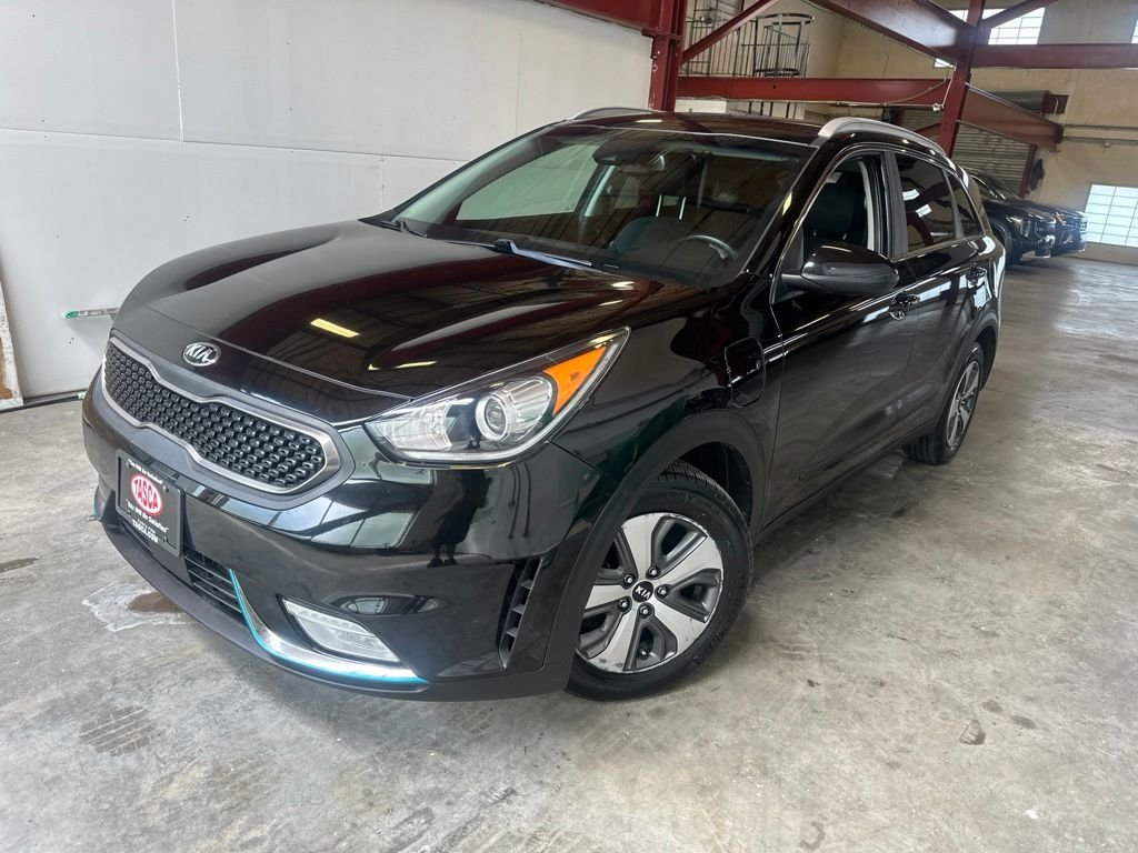 Used 2019 Black Kia LX image 1