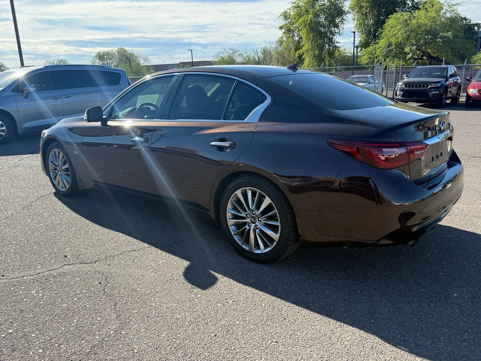 Used 2018 Mocha Almond INFINITI 3.0t Luxe image 6