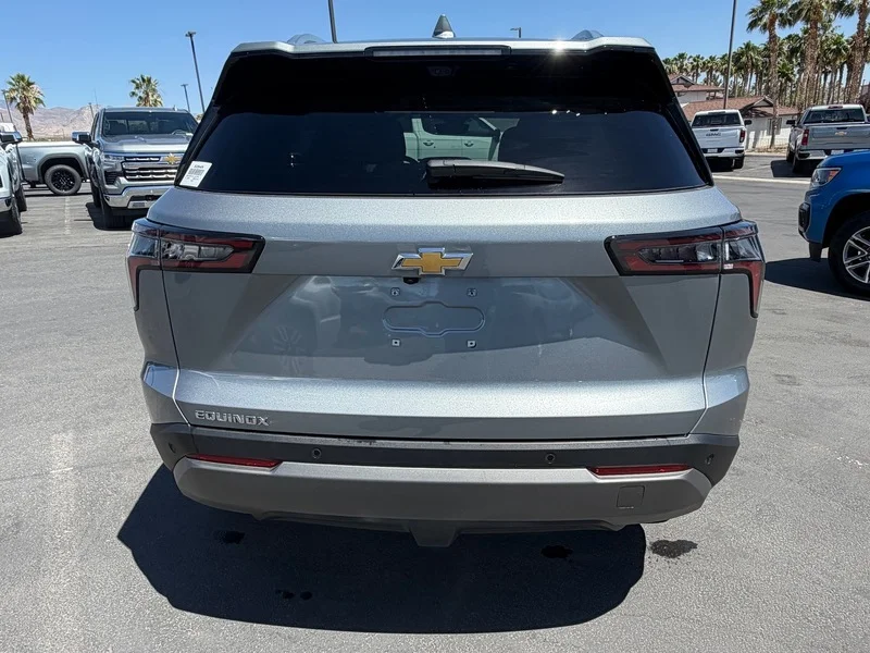Used 2025 Sterling Gray Metallic Chevrolet LT image 4