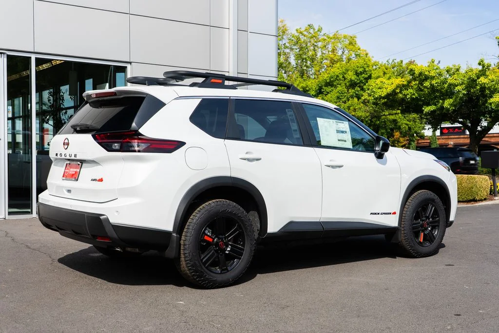 New 2026 Everest White Pearl TriCoat Nissan Rock Creek® image 6