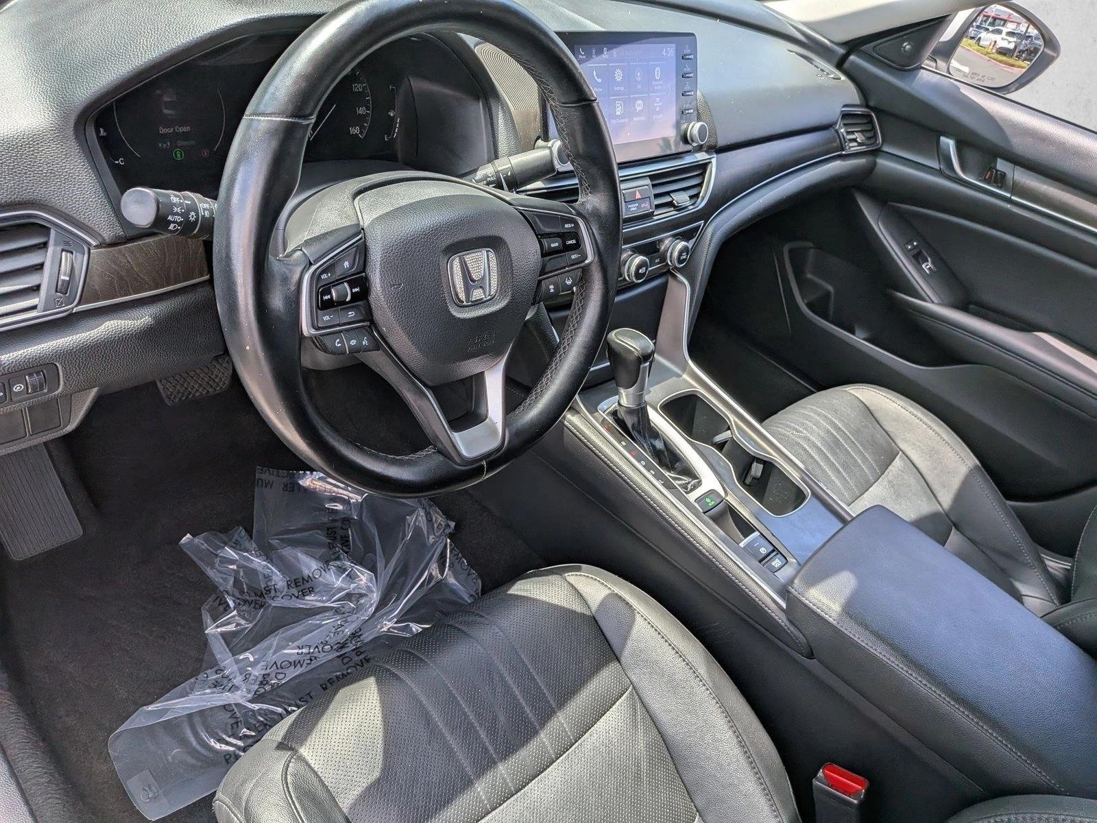 Used 2020 Platinum White Pea Honda EX-L image 10