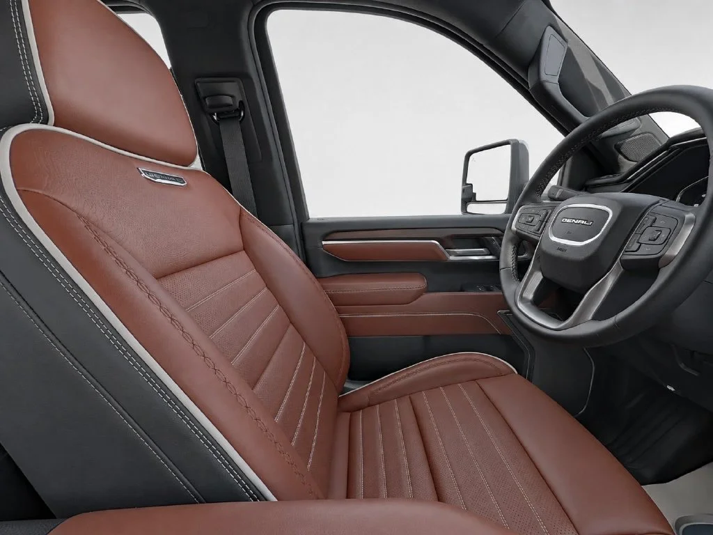 Used 2025 Silver GMC Denali Ultimate image 12