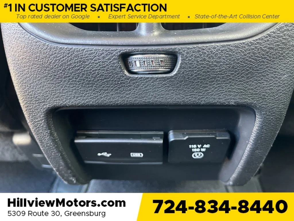 Certified Used 2019 Bright White Clearcoat Jeep Limited image 27
