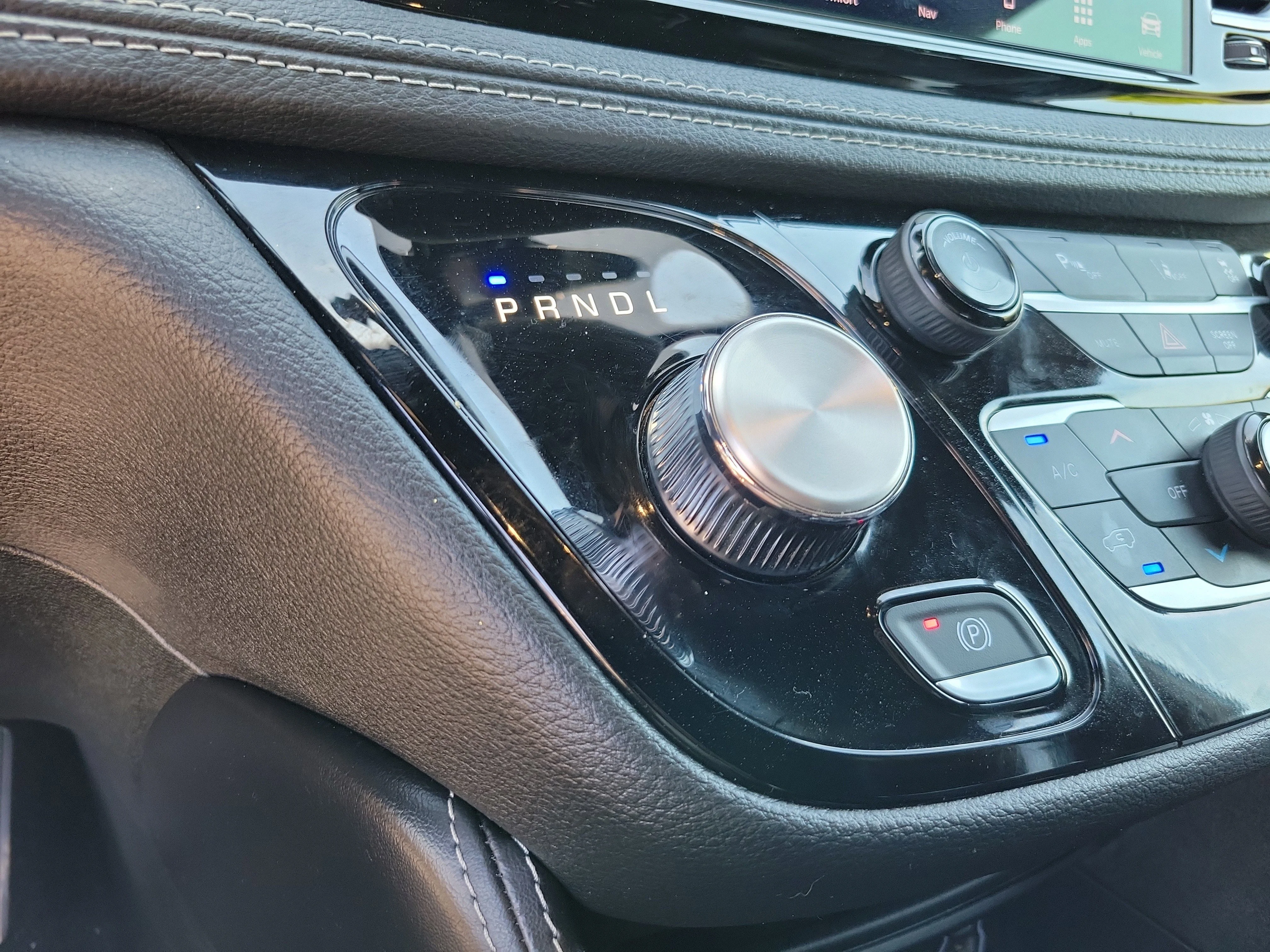 2025 Chrysler Pacifica Limited - Photo 16