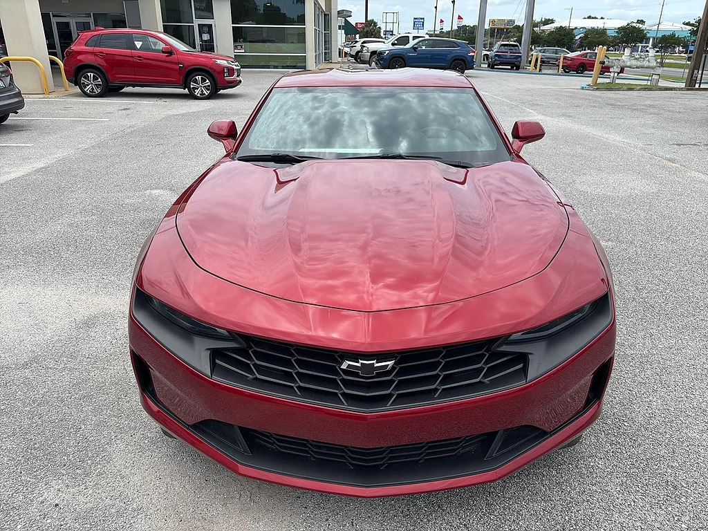 Used 2023 Radiant Red Tintcoat Chevrolet  image 8