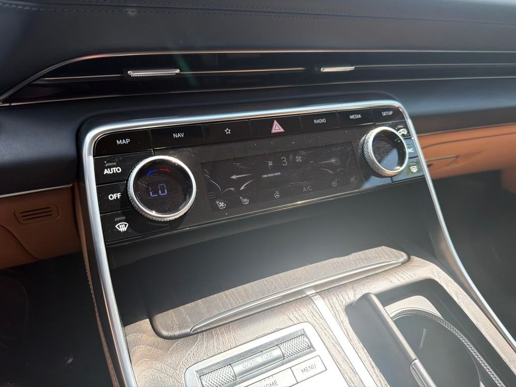 Used 2024 Silver Genesis 3.5T Advanced image 34
