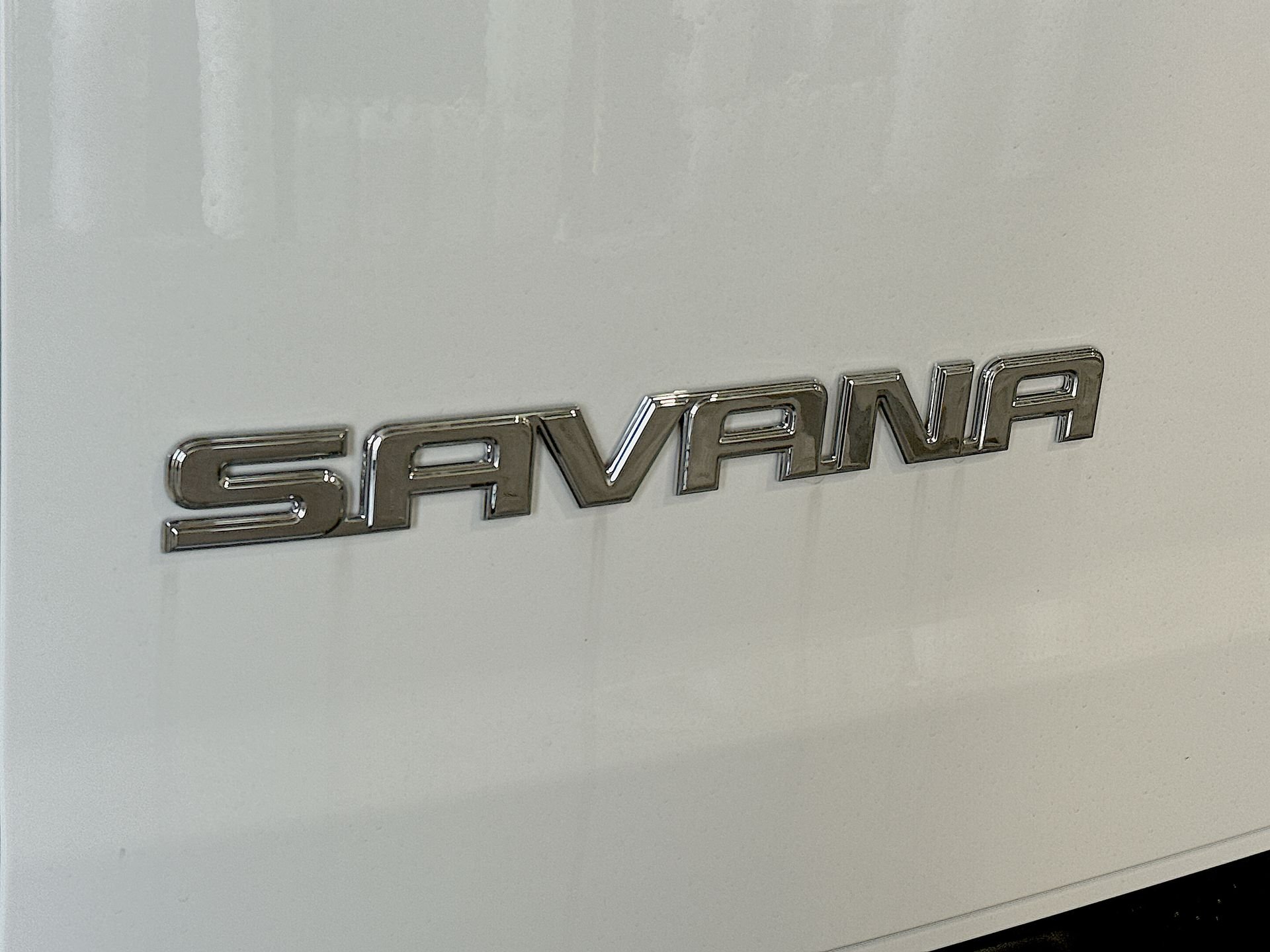 2025 GMC Savana Cargo Work Van - Photo 27