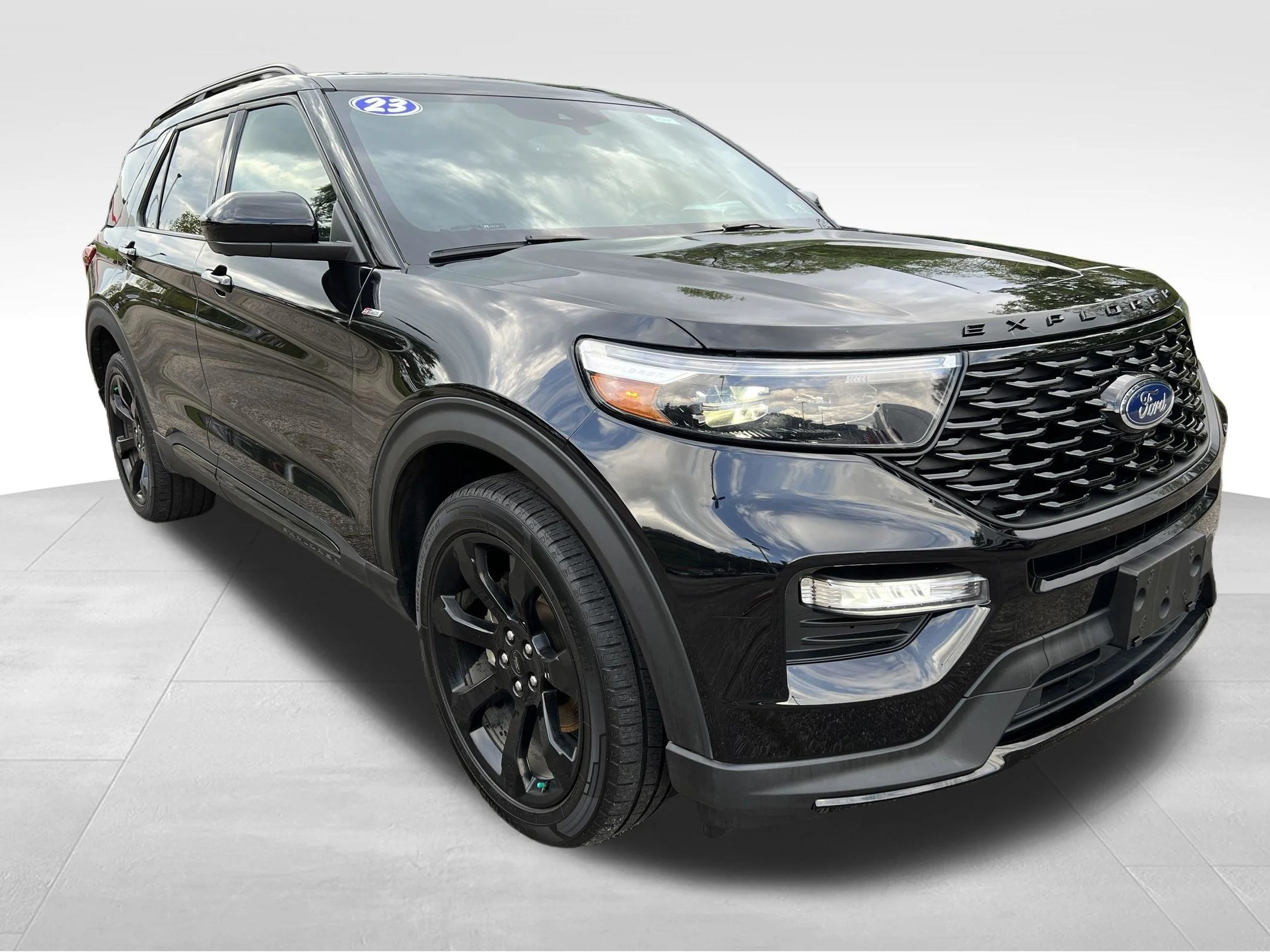Used 2023 Black Ford ST-Line image 4