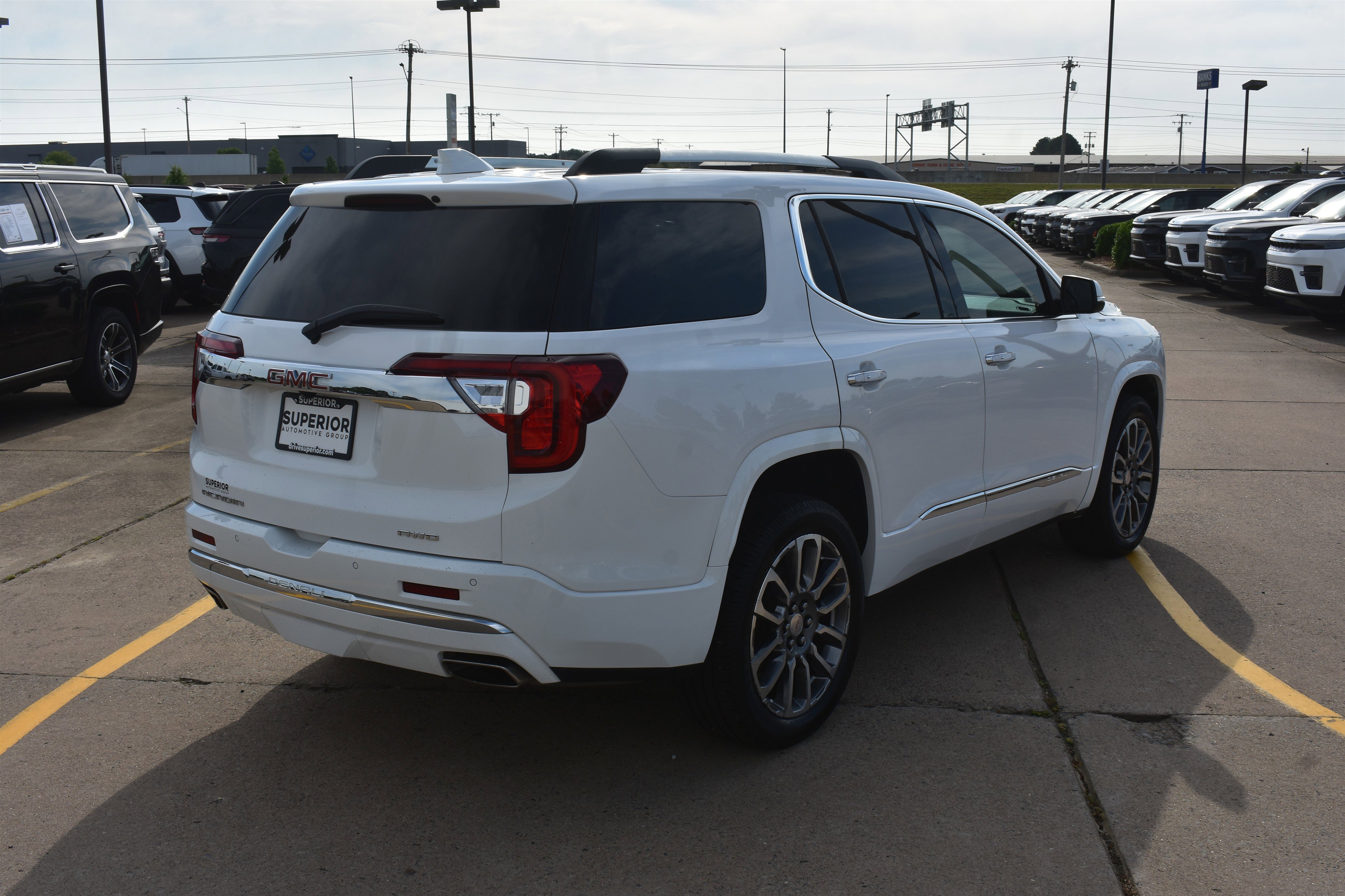 Used 2023 Summit White GMC Denali image 5