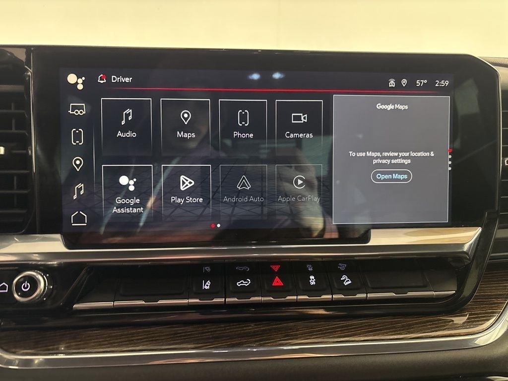 Used 2024 Onyx Black GMC SLE image 8