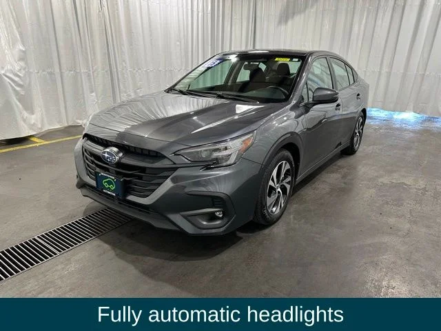Used 2025 Gray Metallic Subaru Premium image 6