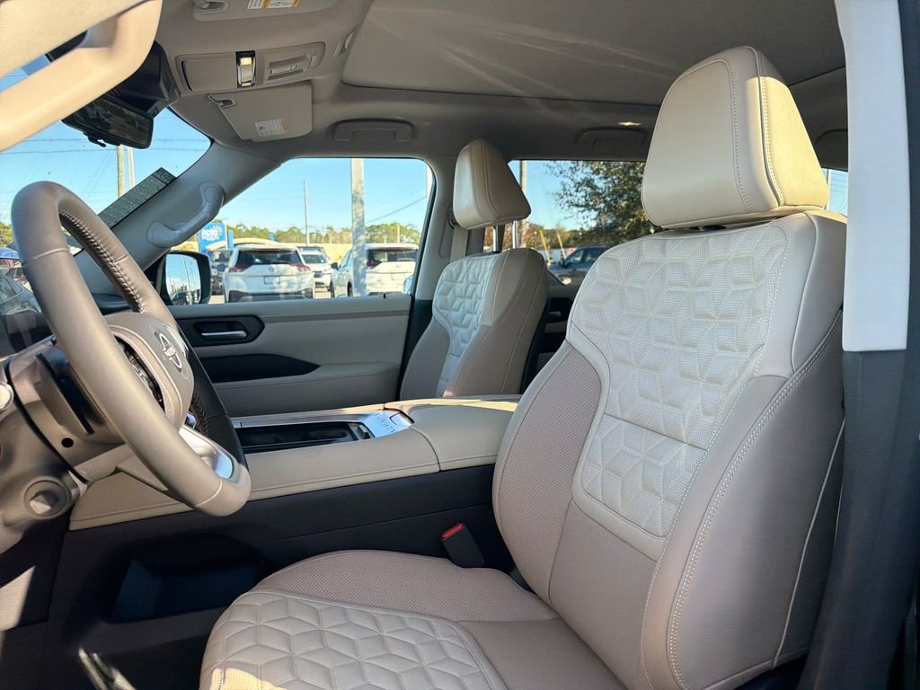 New 2026 Nissan Armada Platinum 4D Sport Utility